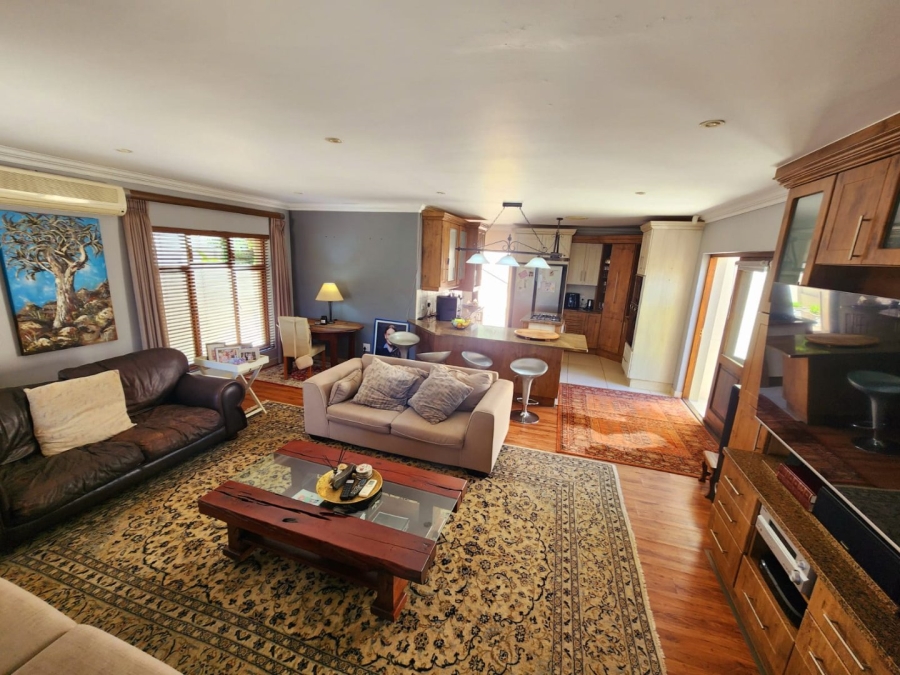 3 Bedroom Property for Sale in Linkside Western Cape